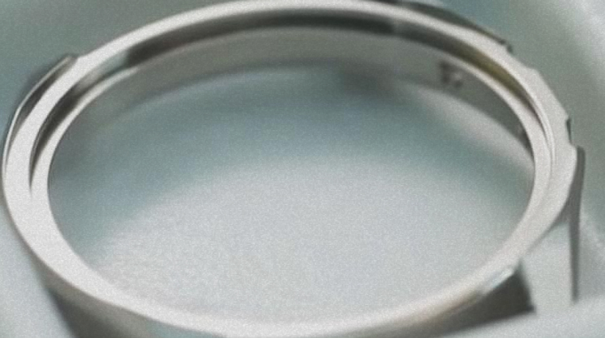 CITIZEN Super Titanium™