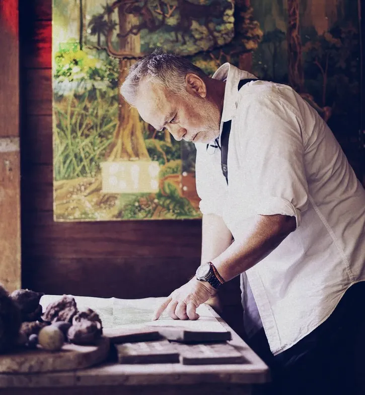 “WE WANT TO BUILD BRIDGES, SO WE WORK WITH DIFFERENT STAKEHOLDERS.”